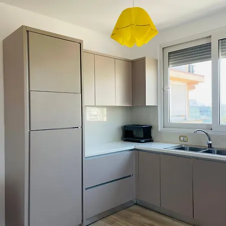 Apartman Cityscape 4- Gem *