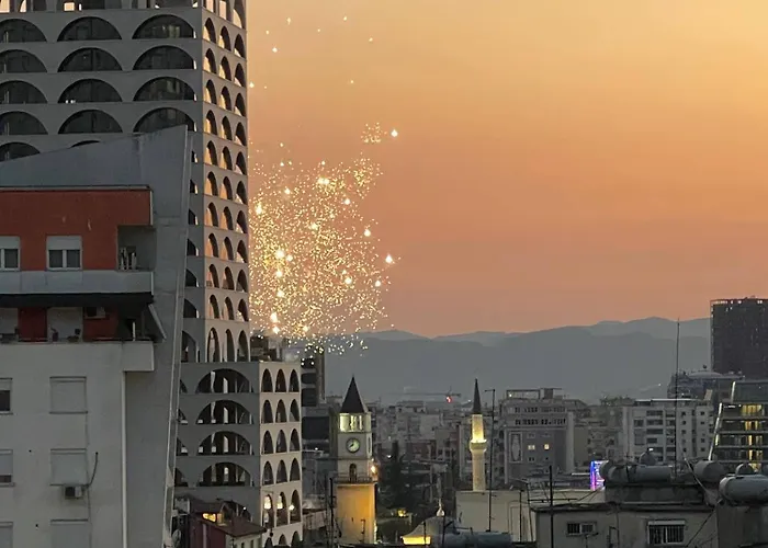 Cityscape 4- Gem Apartament Tirana